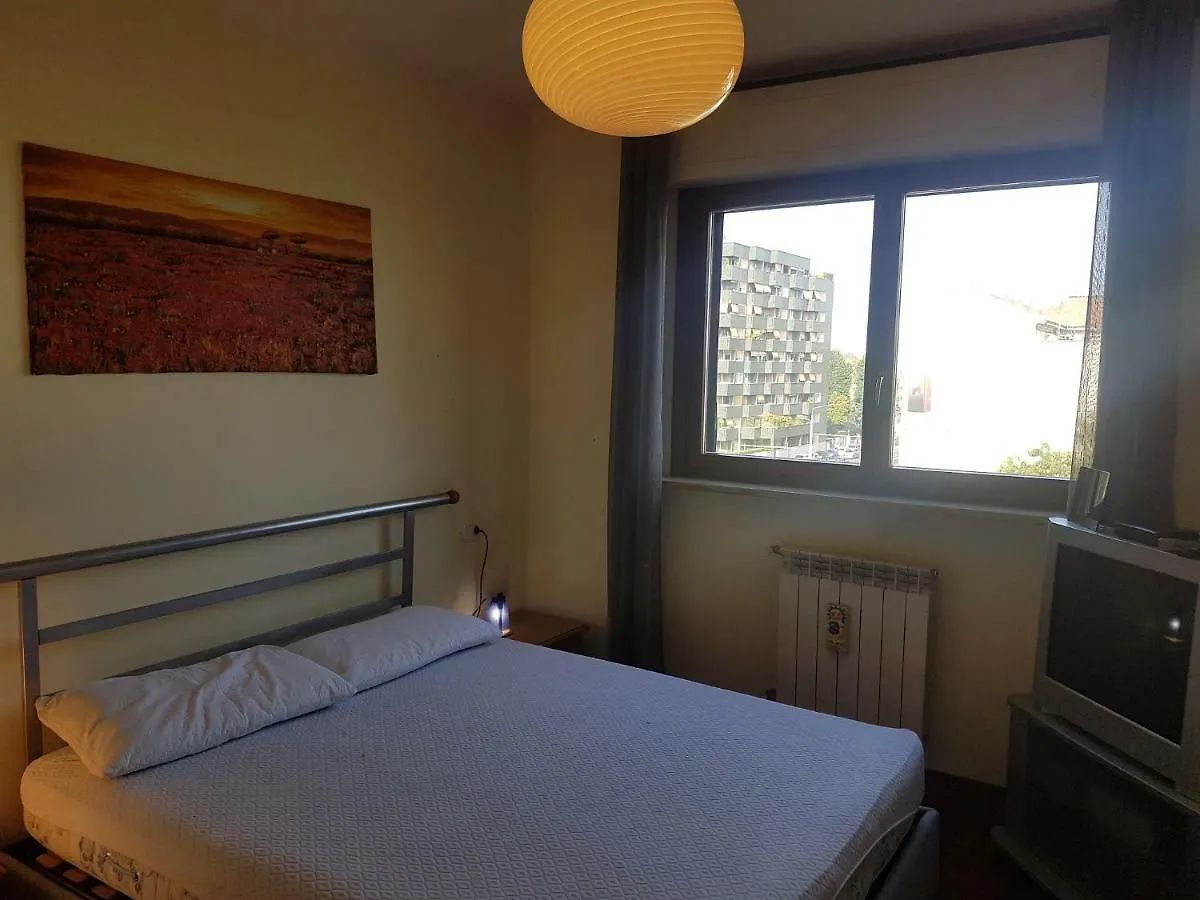 Gonin Apartment Милан