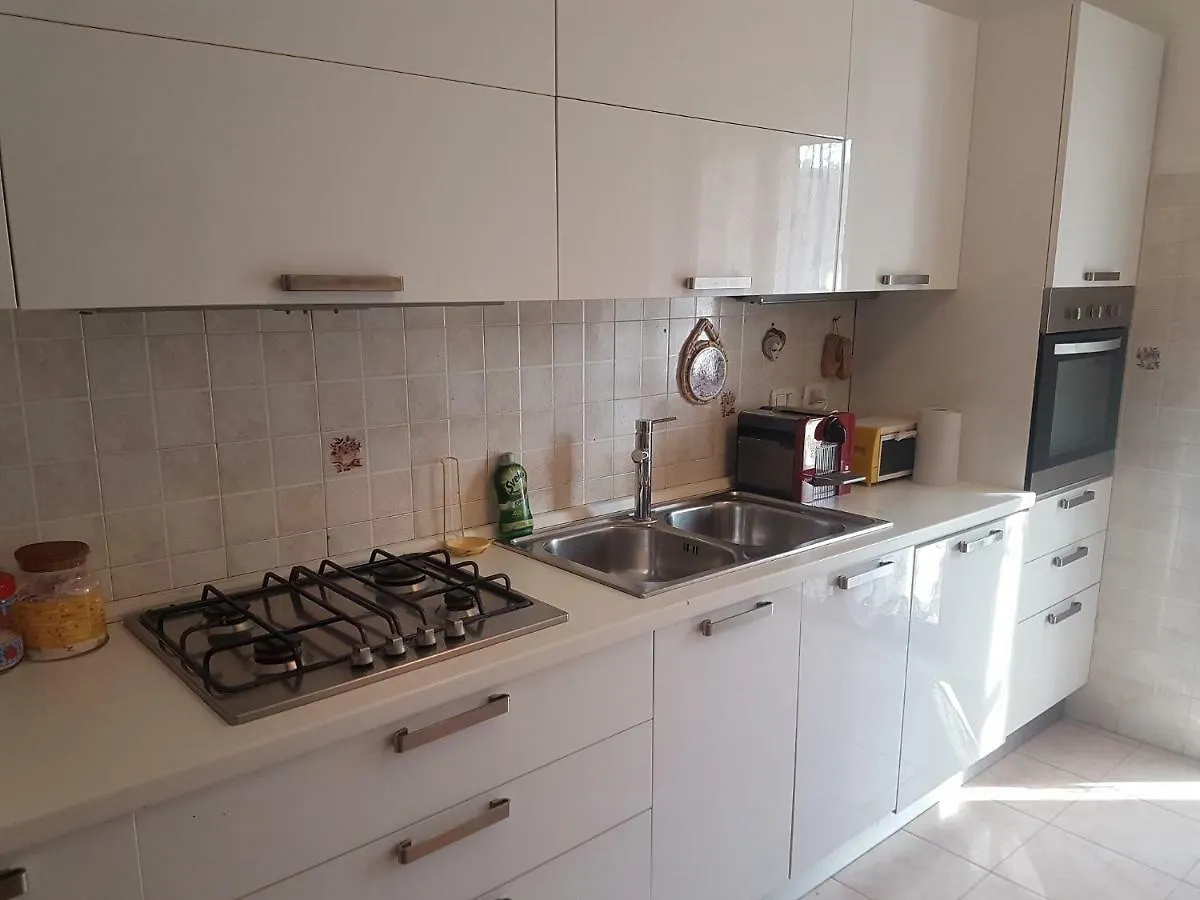 מילאנו Gonin Apartment איטליה