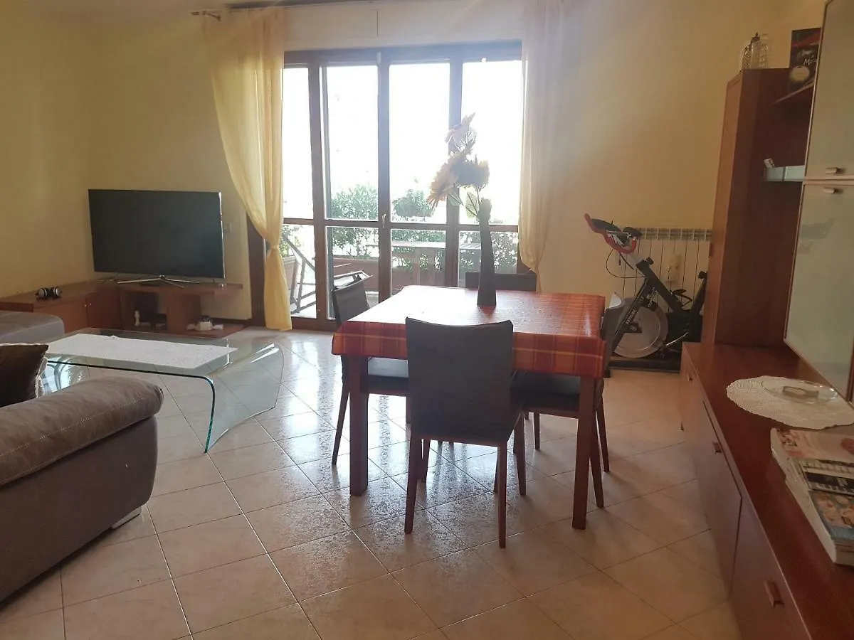 Gonin Apartment Milán